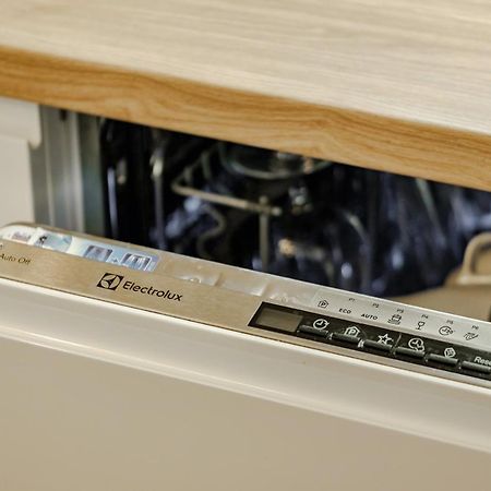 Apartment Wola, Wi-Fi, Smart Lock, Air Condition Варшава Екстер'єр фото
