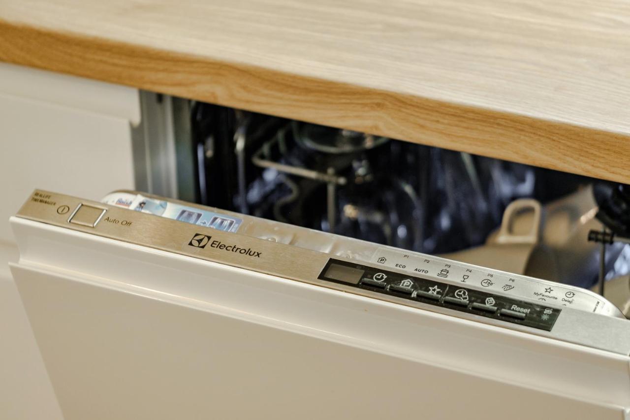 Apartment Wola, Wi-Fi, Smart Lock, Air Condition Варшава Екстер'єр фото