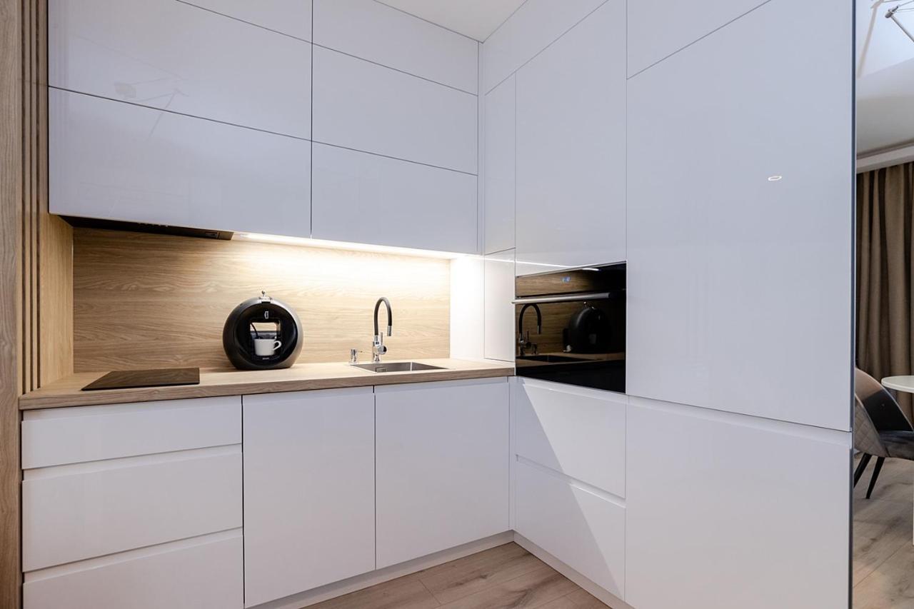 Apartment Wola, Wi-Fi, Smart Lock, Air Condition Варшава Екстер'єр фото