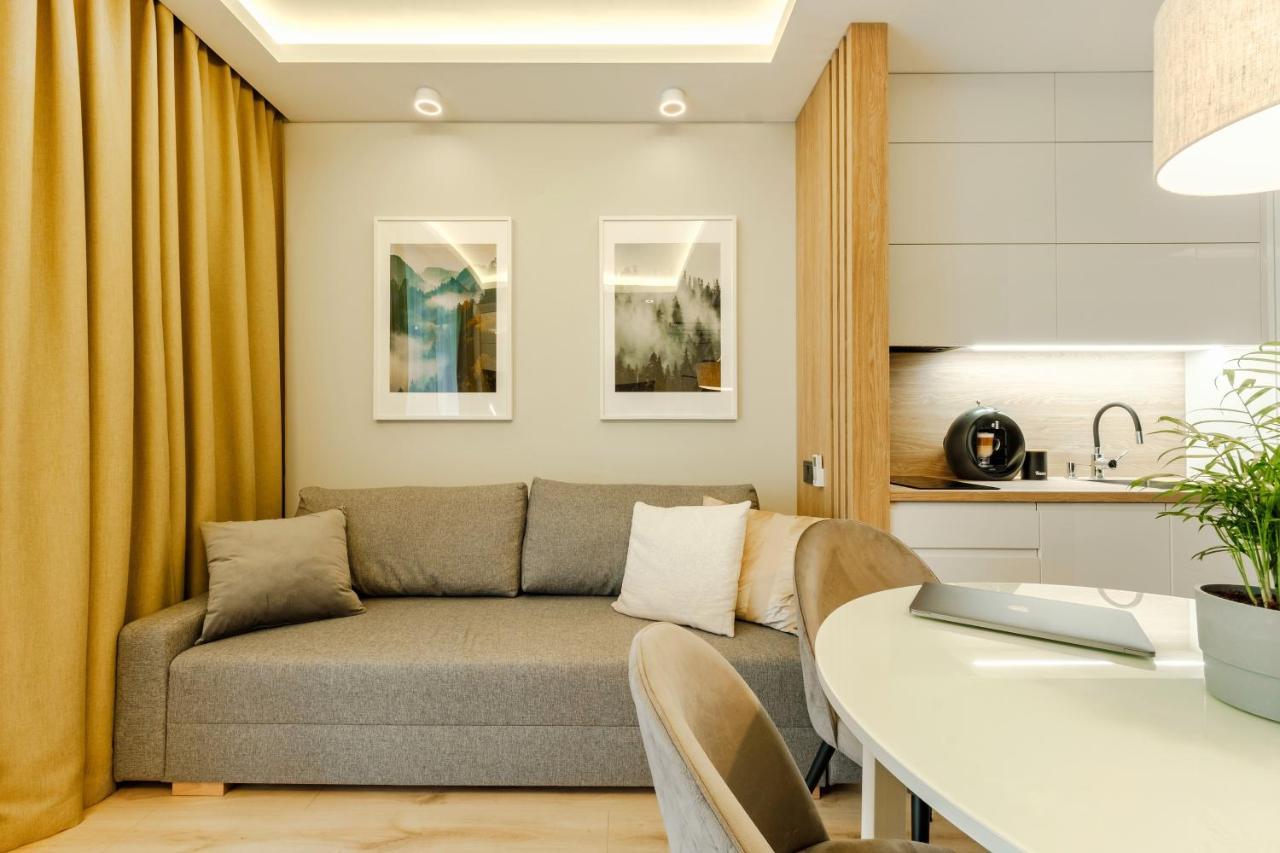 Apartment Wola, Wi-Fi, Smart Lock, Air Condition Варшава Екстер'єр фото